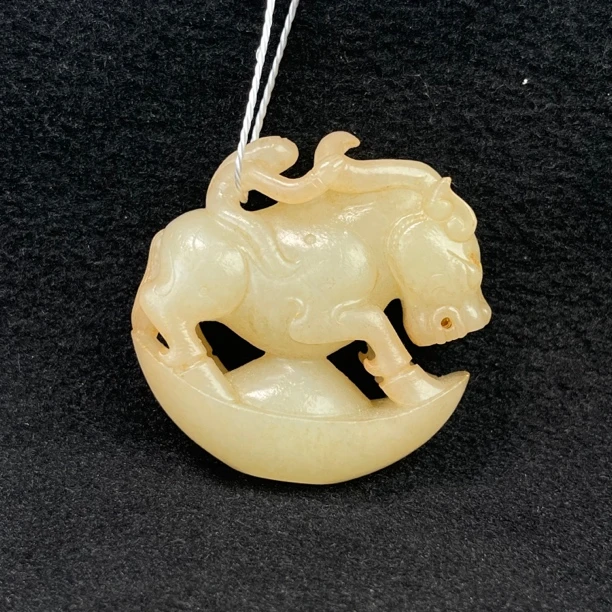 和田玉马挂件2504150039