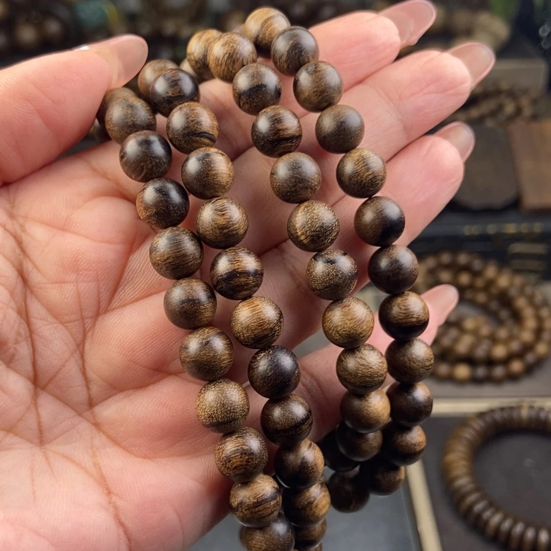 沉香手串宋***街越南白棋楠留疤