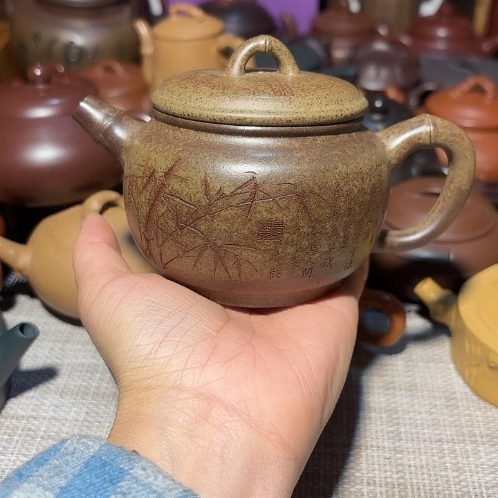 茶壶紫砂原矿宜兴紫砂里面有铁质