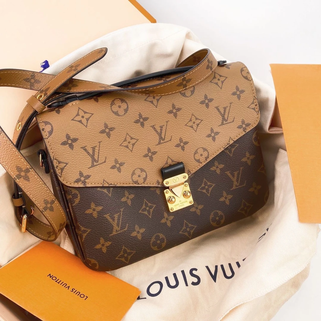 99新 LouisVuitton/路易威登 老花反转拼色邮差包