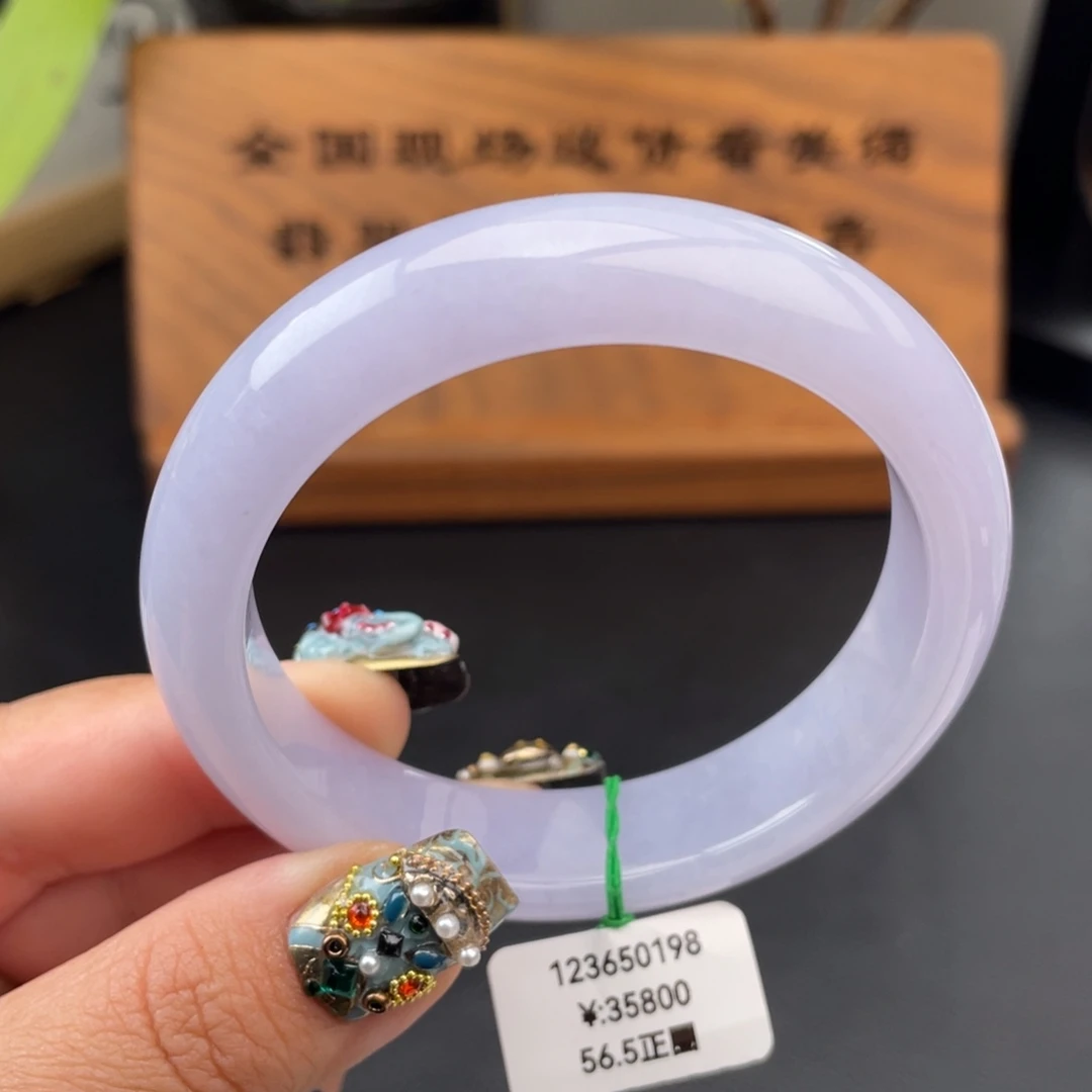 未镶嵌手镯翡翠一手）细糯粉紫正圈手镯