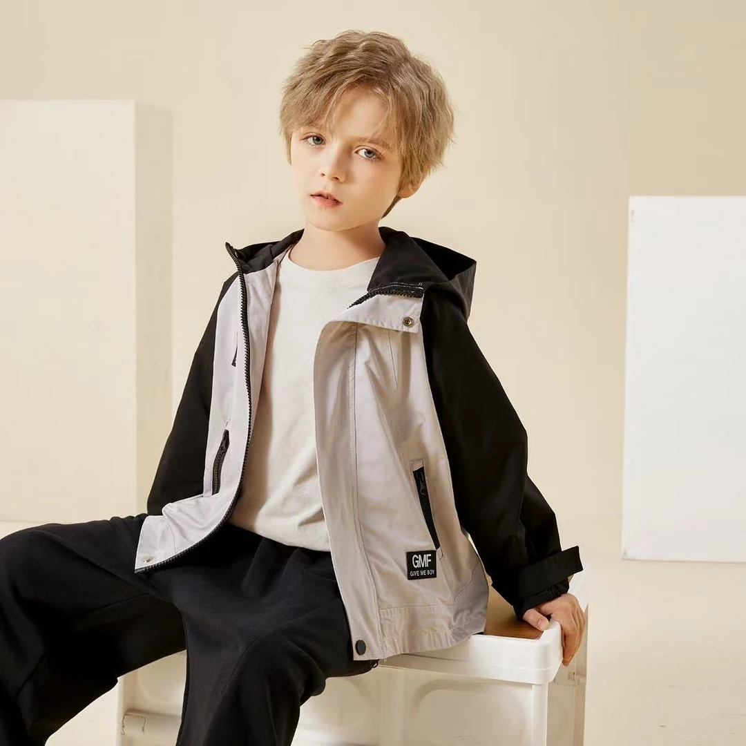 【编号R406】GY3315-01-儿童带标拉链口袋连帽外套 黑灰色-GMF