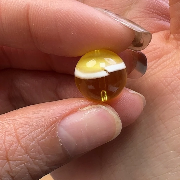 蜜蜡未镶嵌珠宝奇石