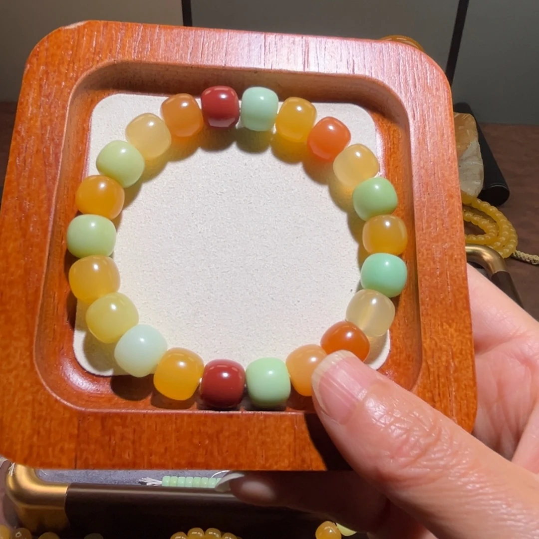 凿***翁石英质玉（缅黄）未镶嵌多宝手串卡10