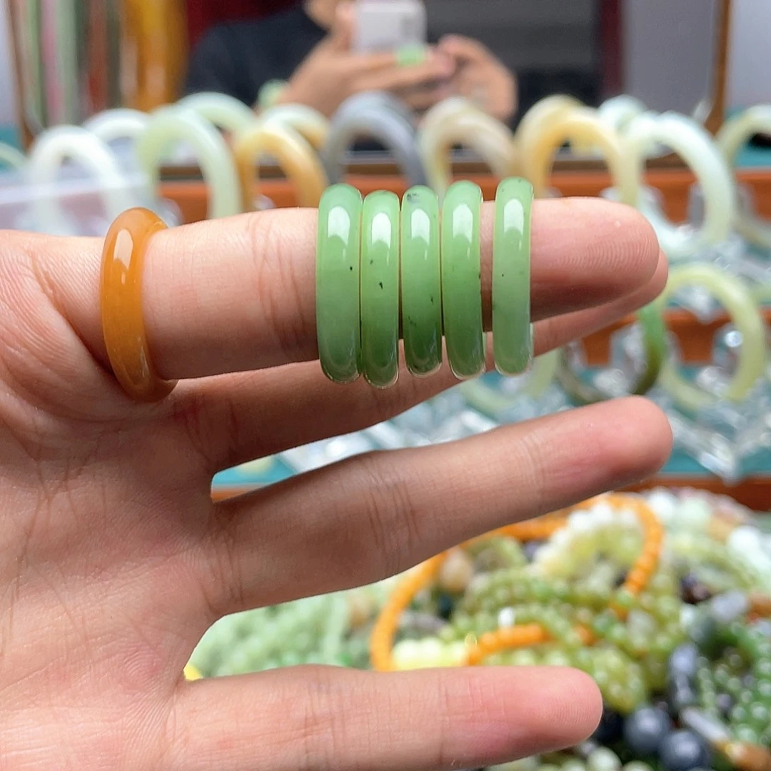 手链未镶嵌和田玉多样性发其一