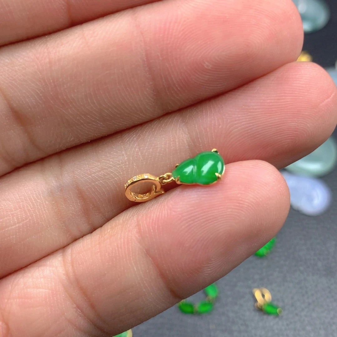 【闪购商品】翡翠18K金镶嵌颈饰翡翠