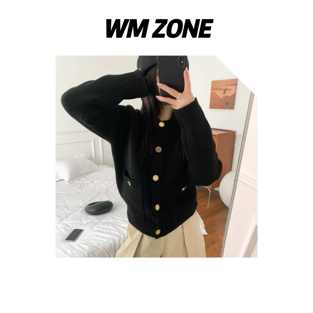 WM  3895 短款锤纹纽扣针织开衫
