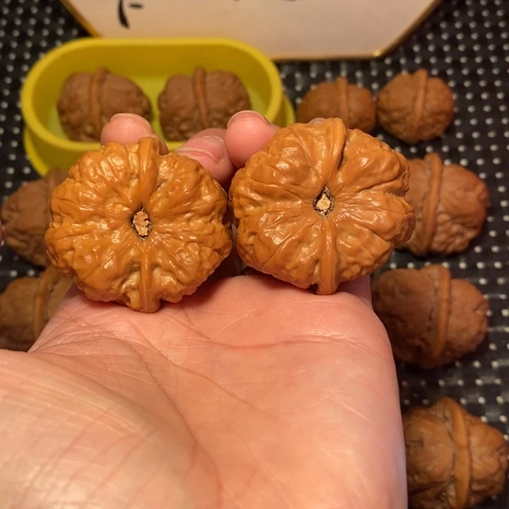 文玩核桃把件南瓜底