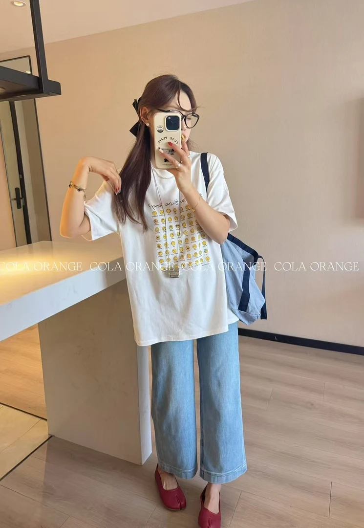 无品牌小笑脸短袖