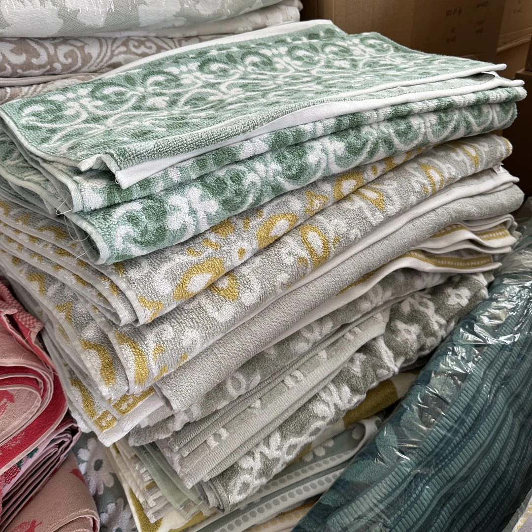 100-120纯棉沙滩巾100-120