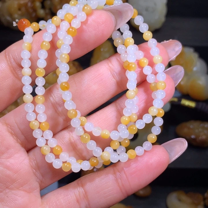 和田玉颈饰未镶嵌