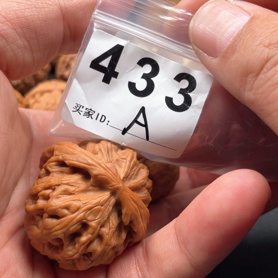 文玩核桃吊坠s***1红锦鲤43