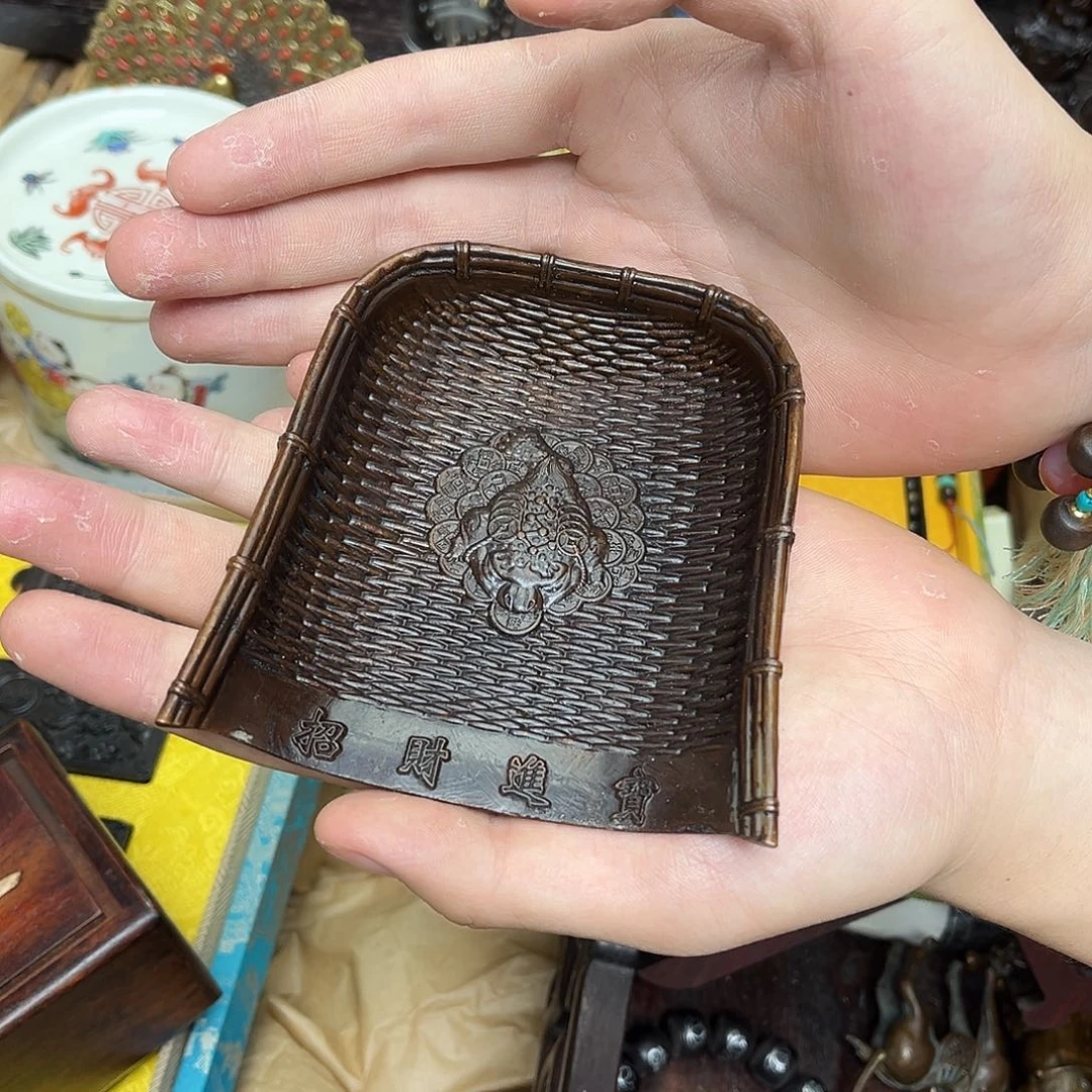 大叶紫檀（黑酸枝木类）