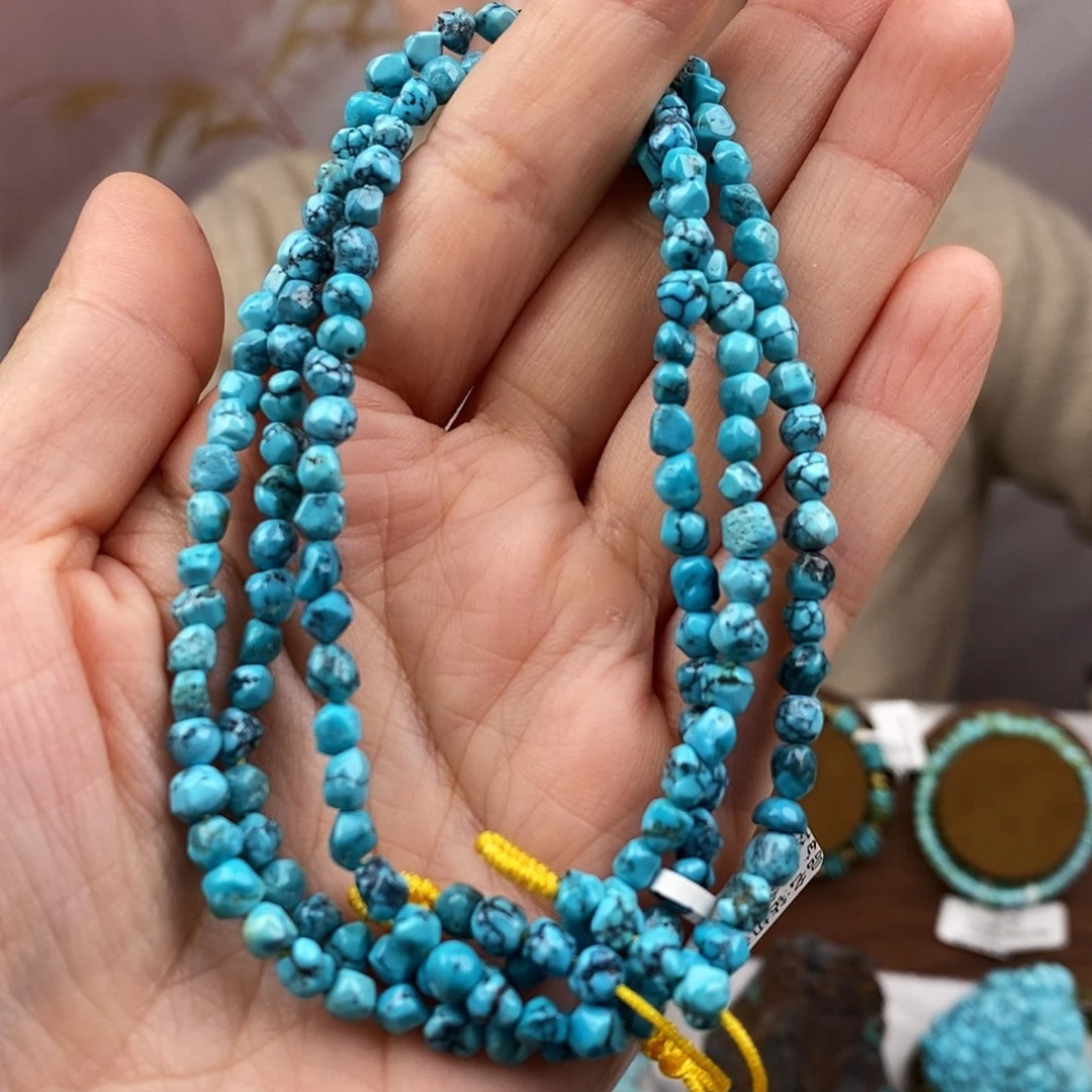 绿松石未镶嵌原矿