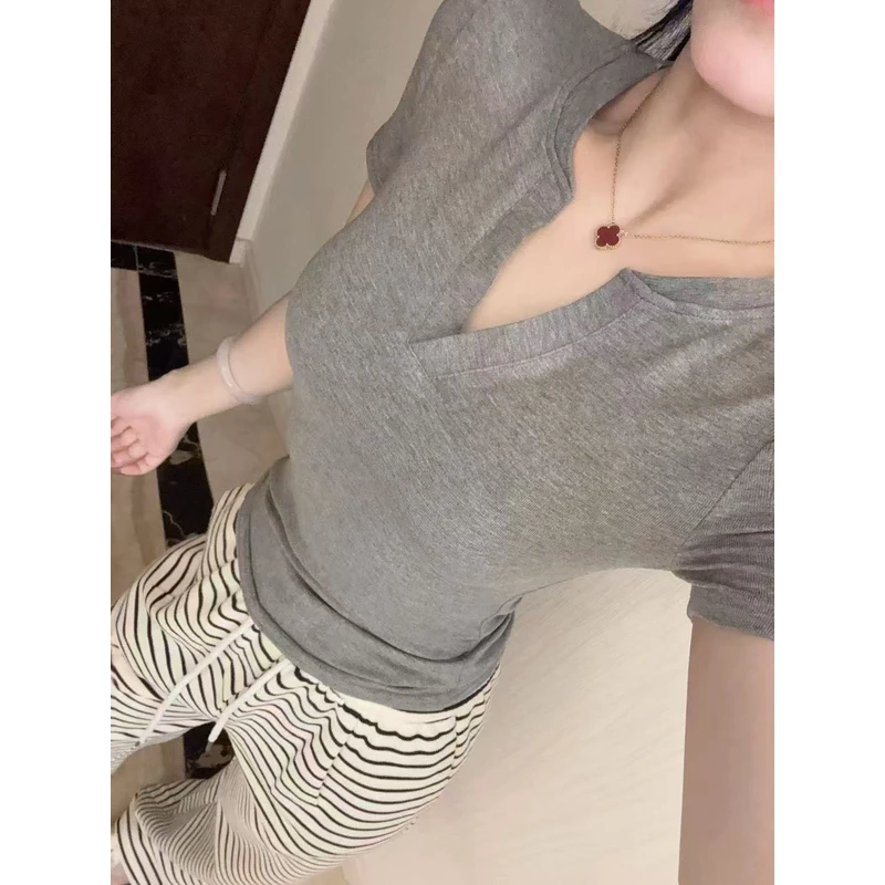 运补（6-8￥）2025新款剪刀领短袖显瘦修身短气质休闲百搭上衣女纯色