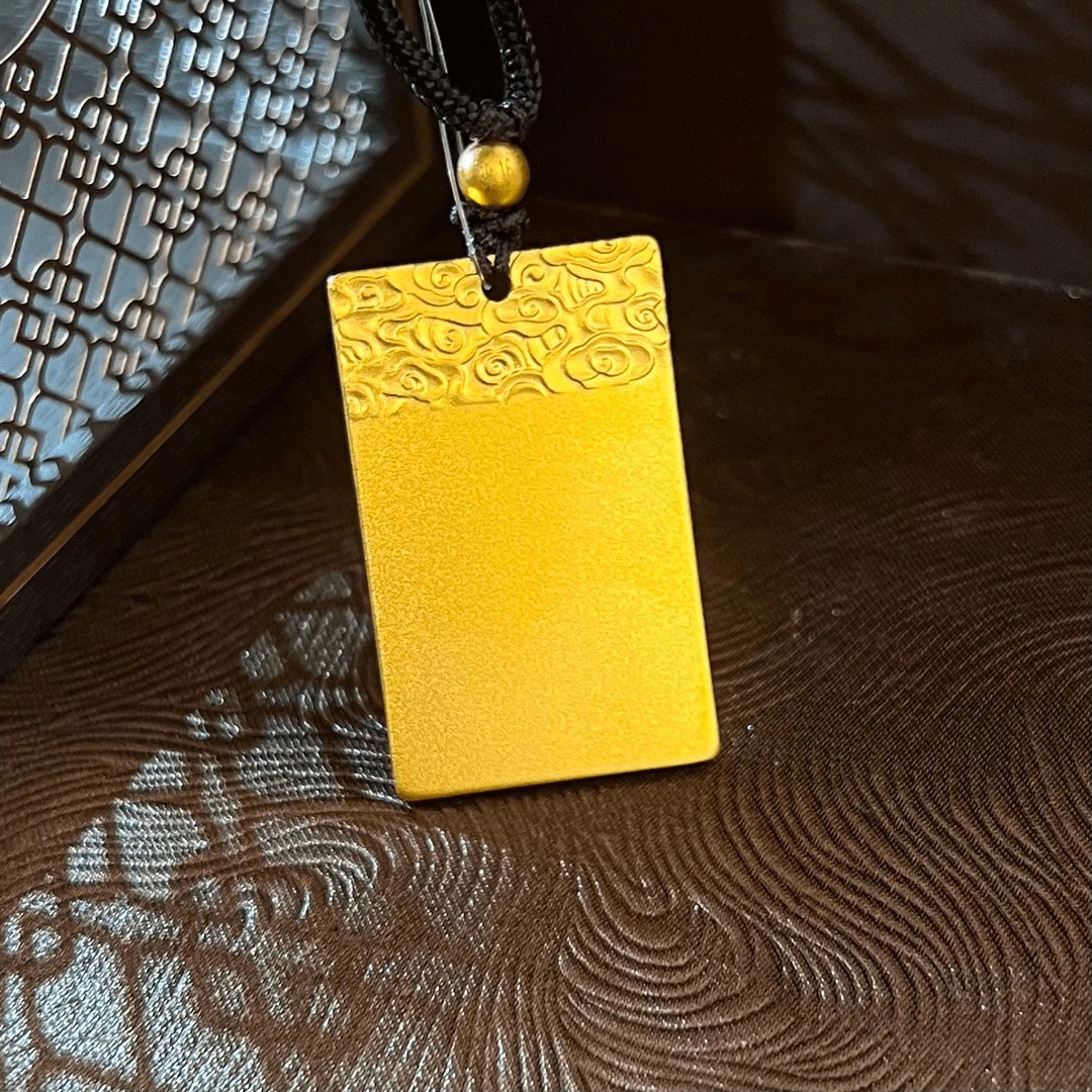 足金999 古法无事牌黄金吊坠