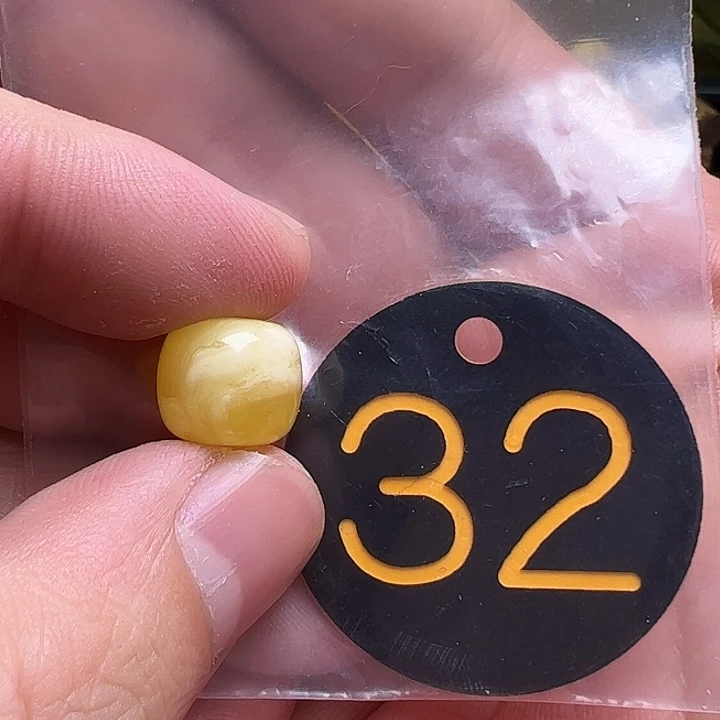 蜜蜡未镶嵌珠宝奇石12mm微花粉