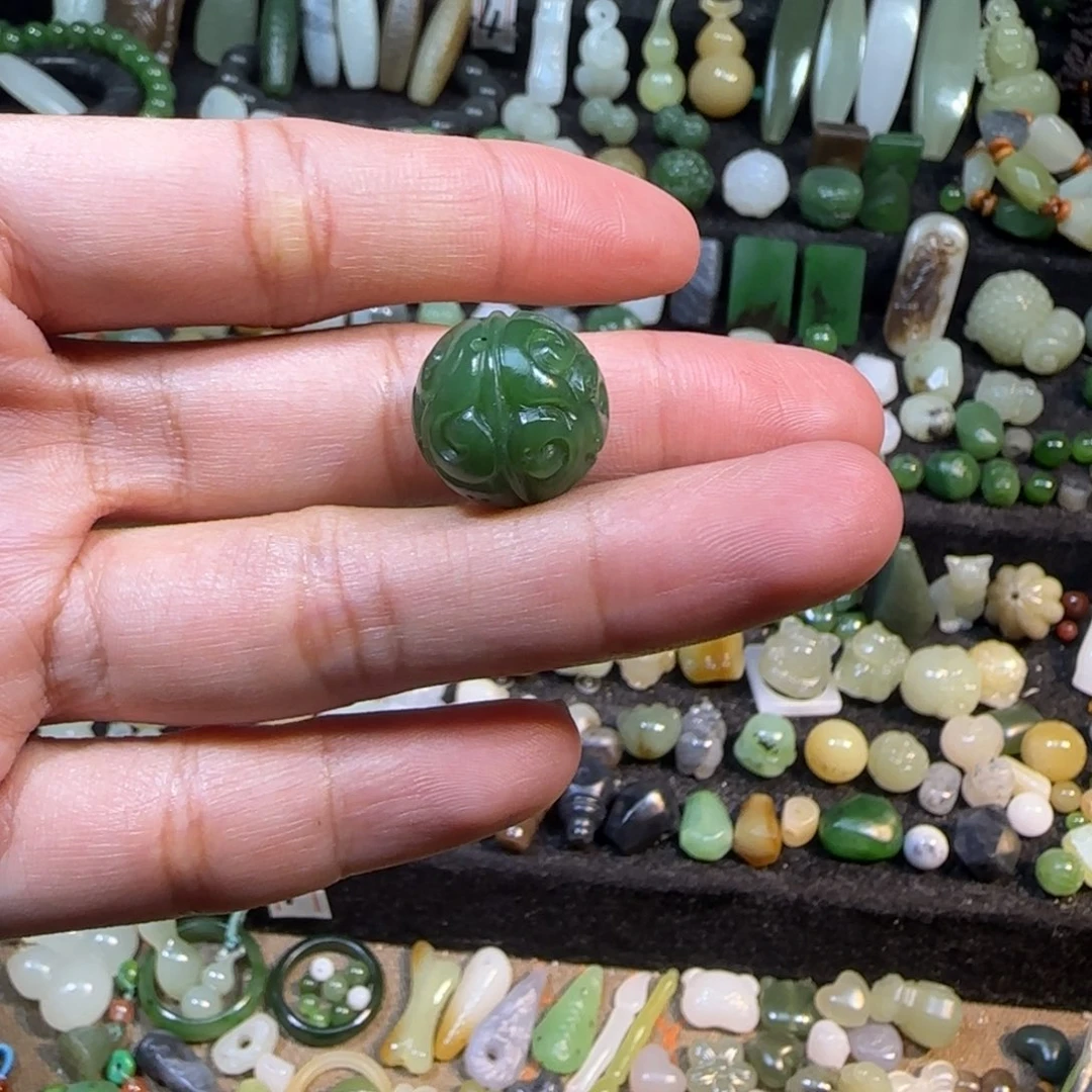 颈饰未镶嵌和田玉16mm碧玉