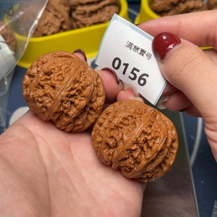 文玩核桃把件粗筋44