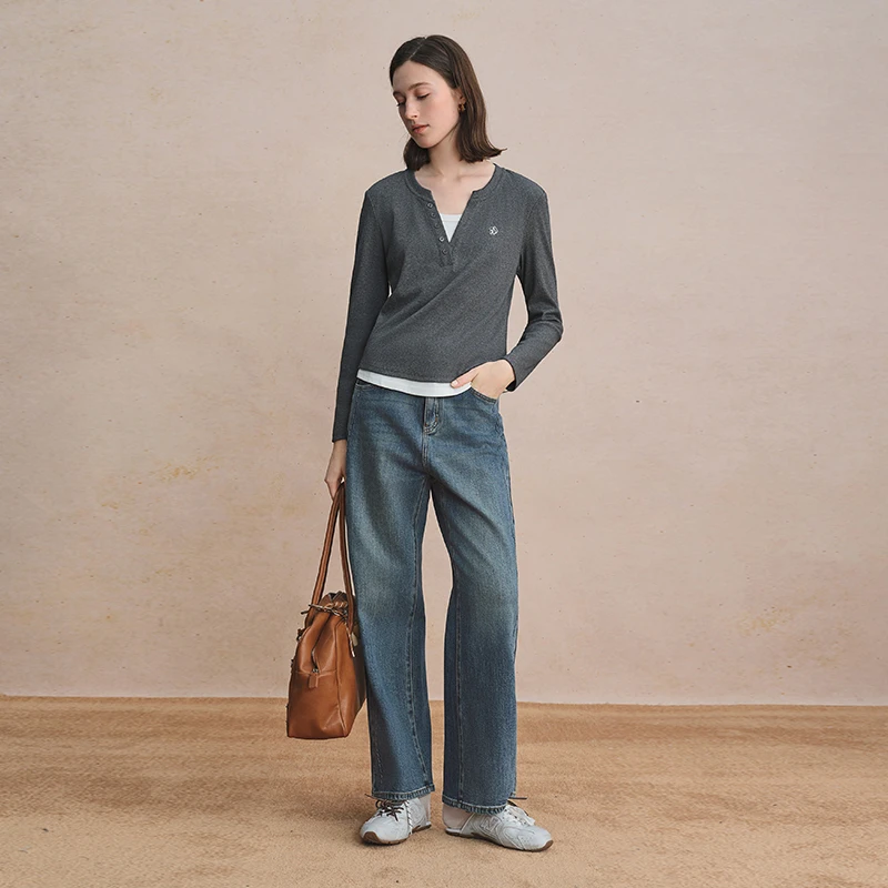 独束大码MM女装时髦假两件T恤V领显瘦慵懒感长袖休闲T恤24DS81104