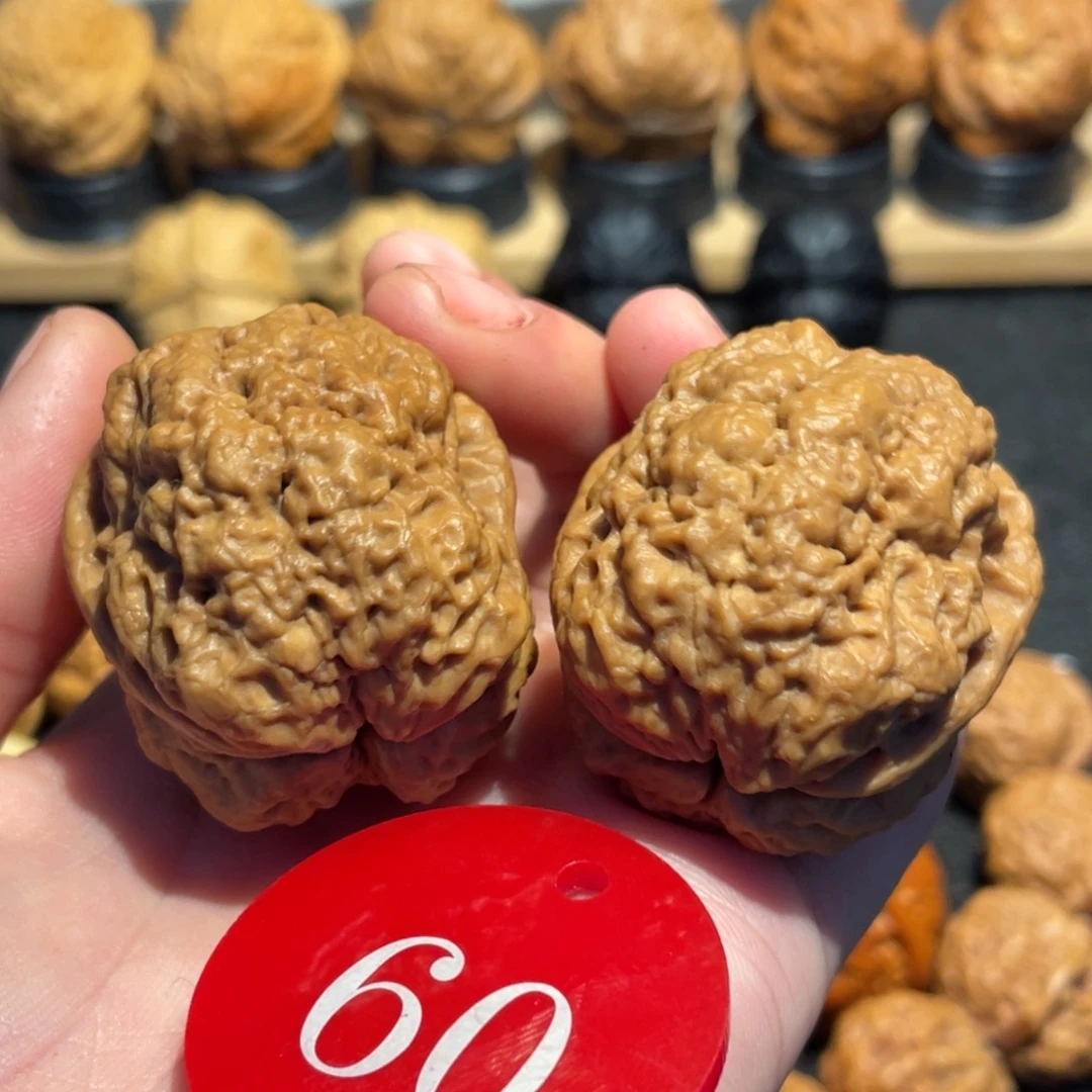 铁貔貅微彩36 50克