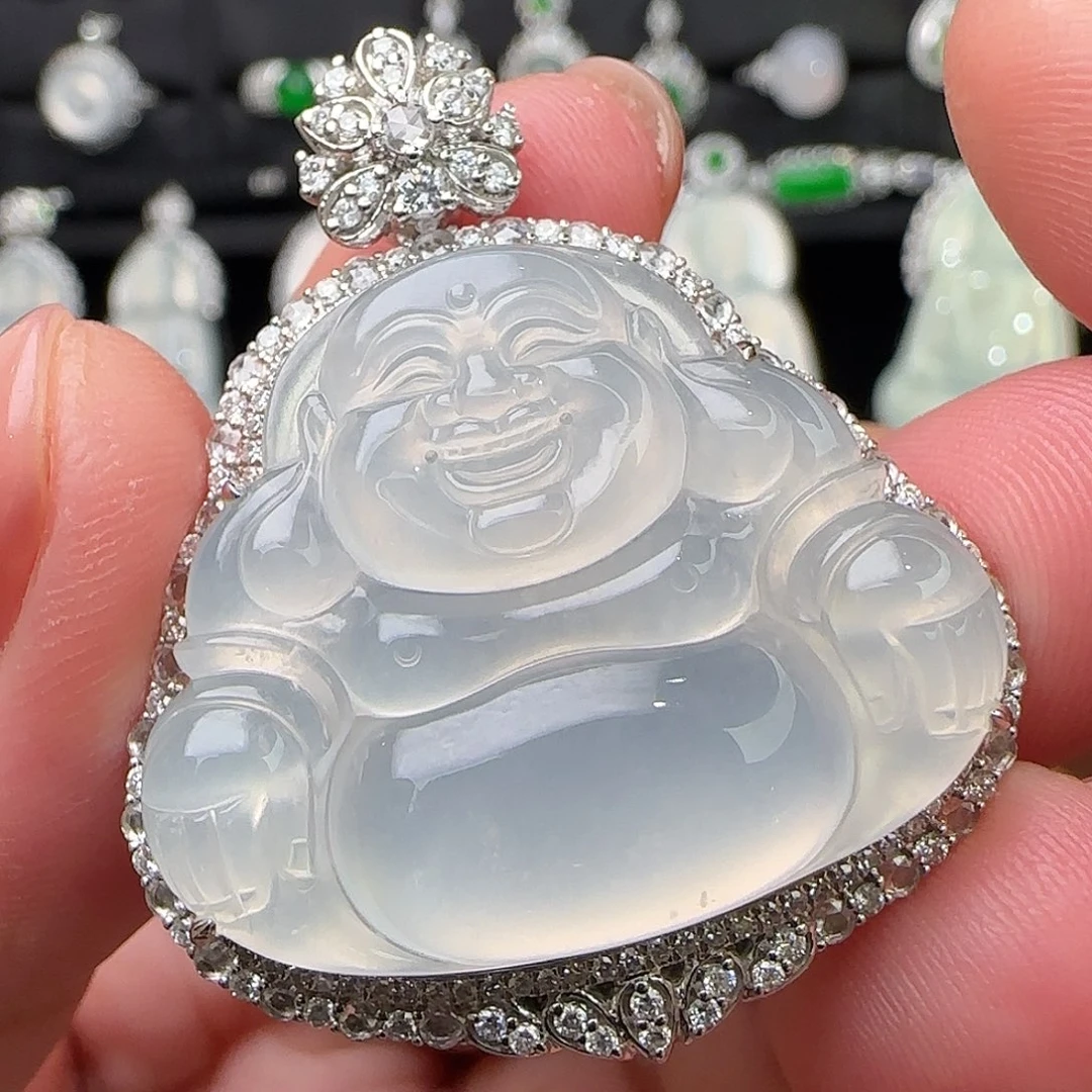 翡翠18K金镶嵌颈饰天然翡翠