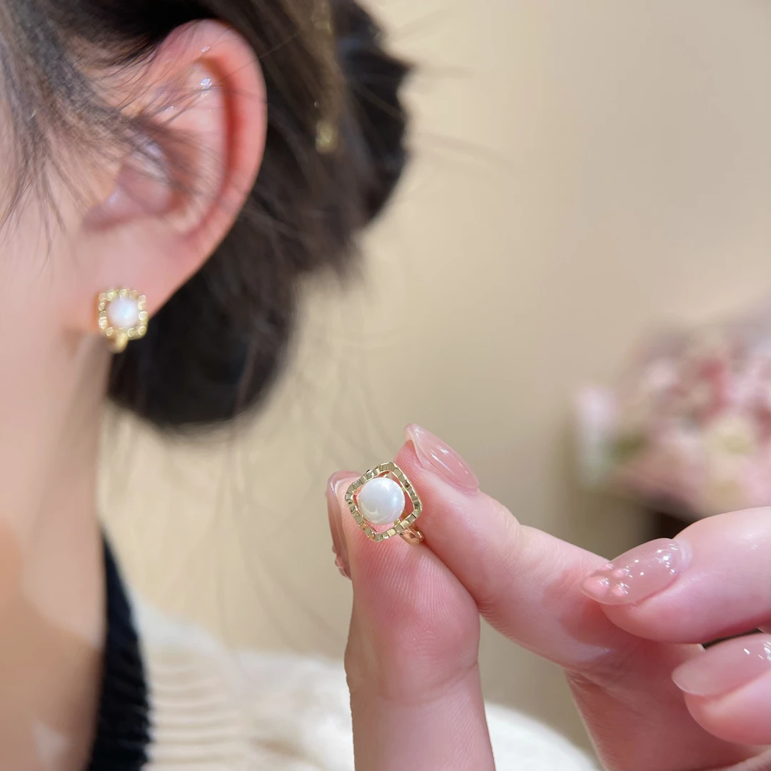 W909珠珠简约金色耳扣高级百搭小众温柔精致时尚轻奢