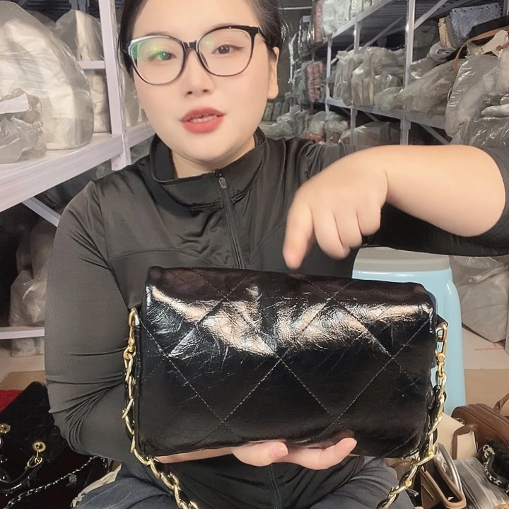 PU黄牛皮（革）PVC时尚潮流时尚