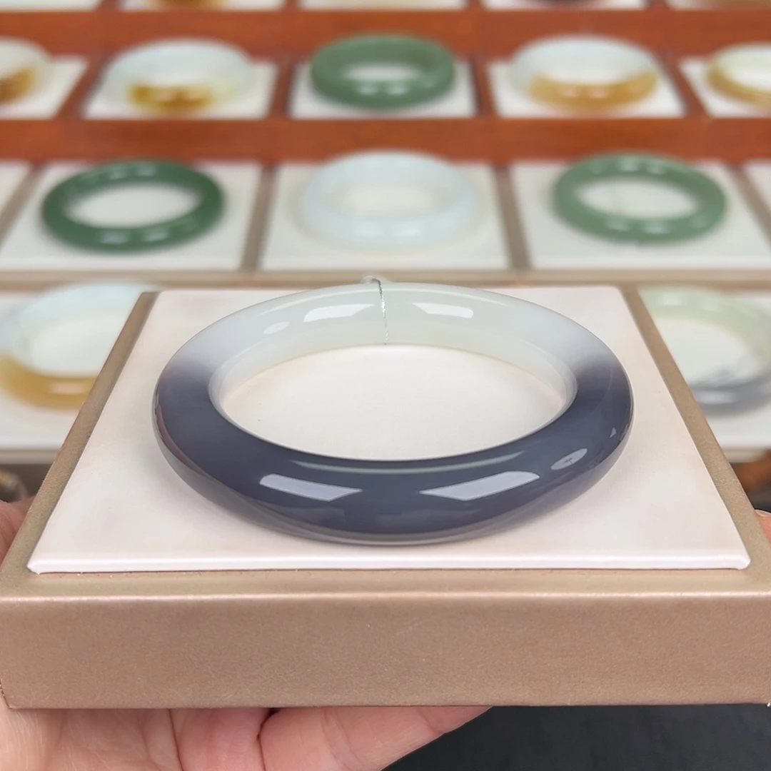 和田玉未镶嵌手镯冰胶底葡萄紫56+口