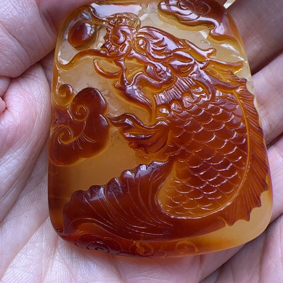琥珀颈饰未镶嵌蜜蜡