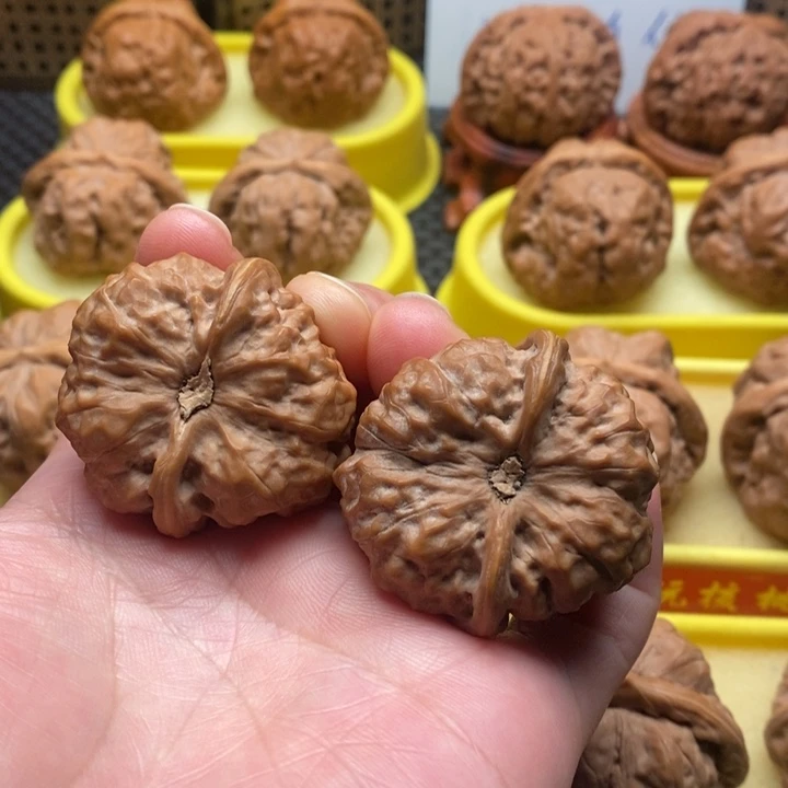 吊坠桃核蛤蟆头39。。。。。。