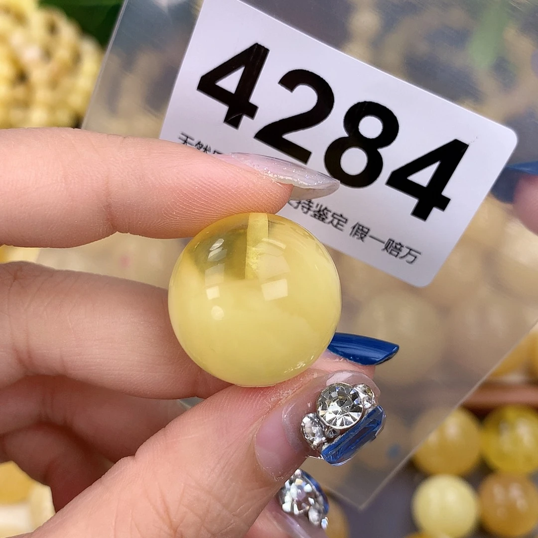 蜜蜡未镶嵌珠宝奇石23