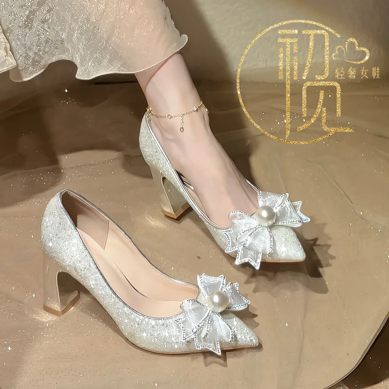 法式蝴蝶结高跟鞋女尖头粗跟日常百搭不累脚新娘鞋主纱秀禾两穿