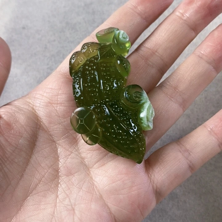 未镶嵌岫玉挂件吊坠