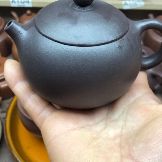 紫砂茶壶天青泥西施200豪升左右