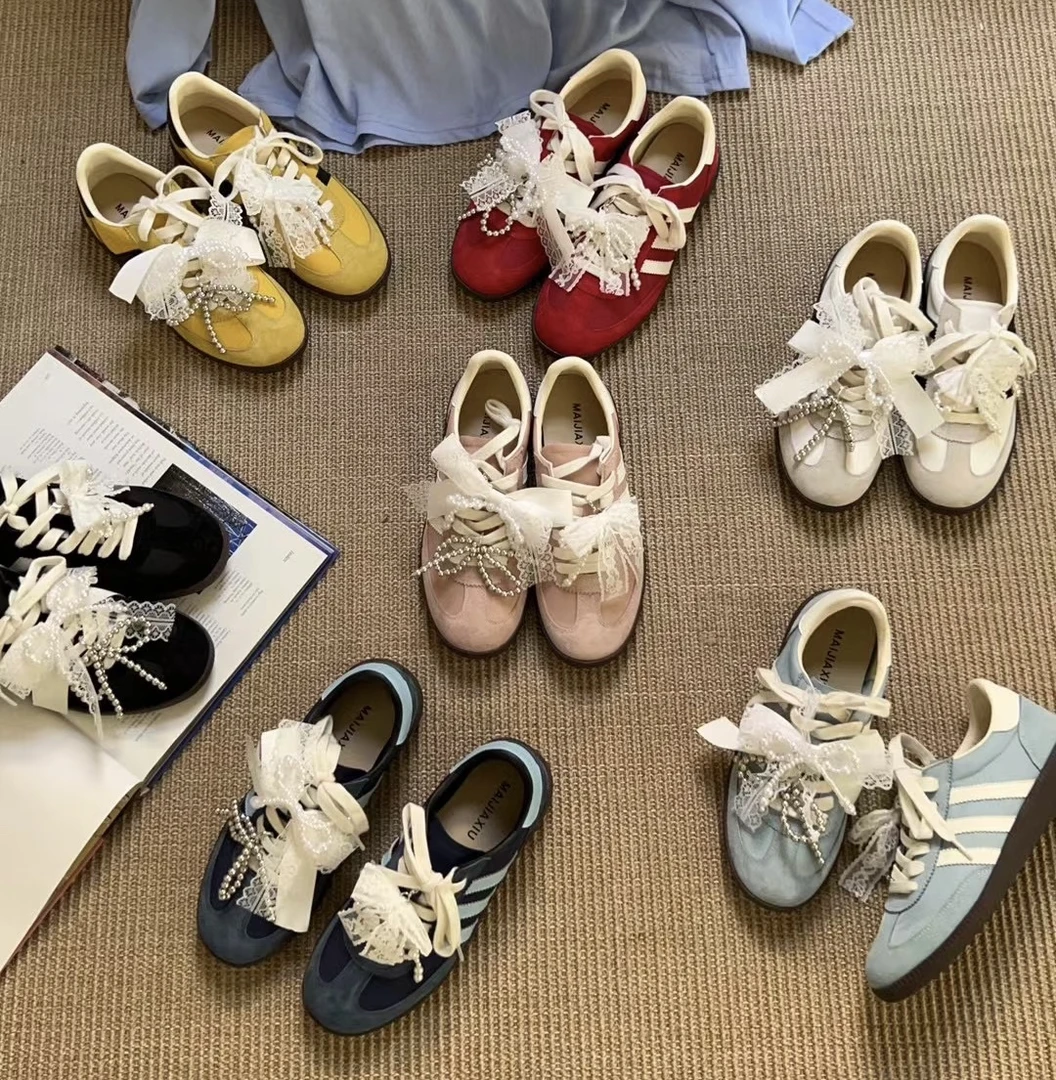 V668-1时尚休闲百搭外穿德训鞋法式复古休闲鞋女鞋运动鞋圆头板鞋