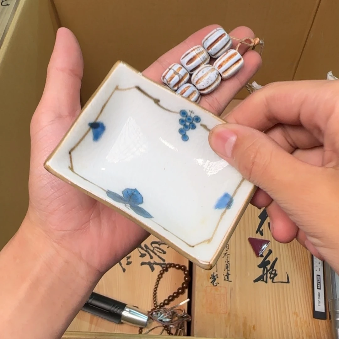 绿泥陶瓷孤品单件车里拍