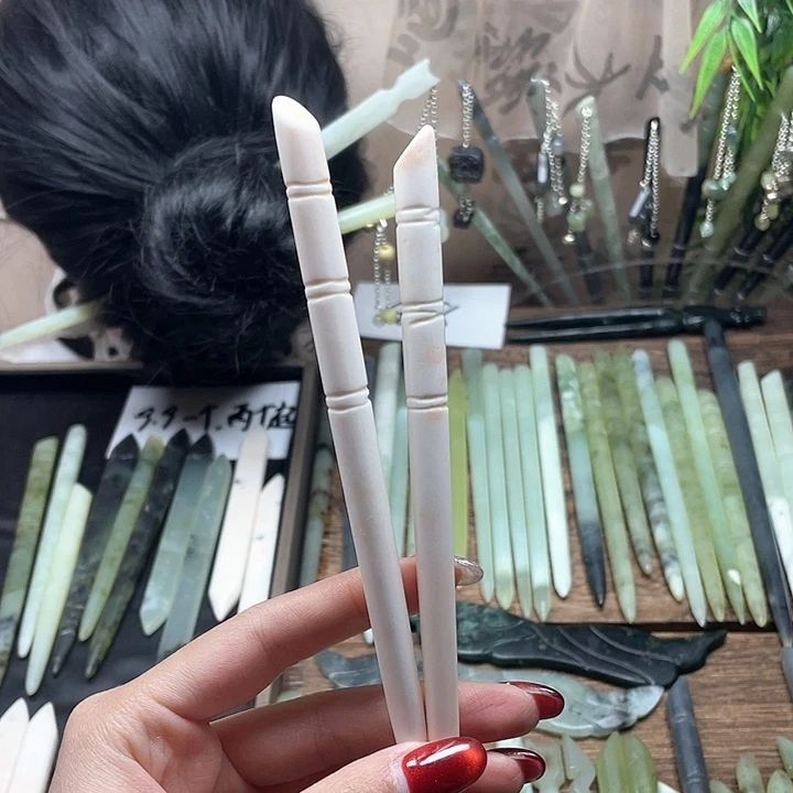 蛇纹石玉发饰合金