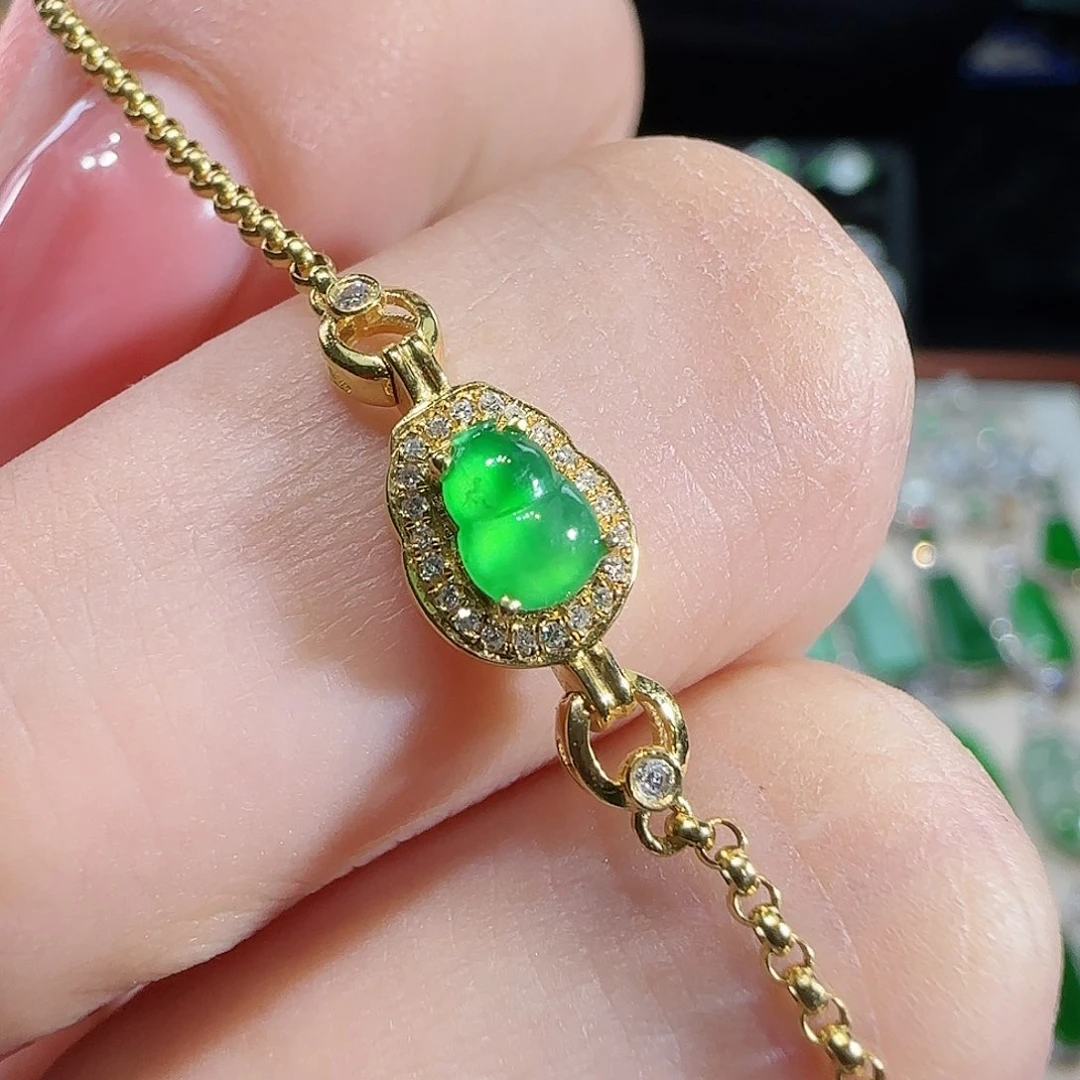 翡翠吊坠(不含链)18K金镶嵌