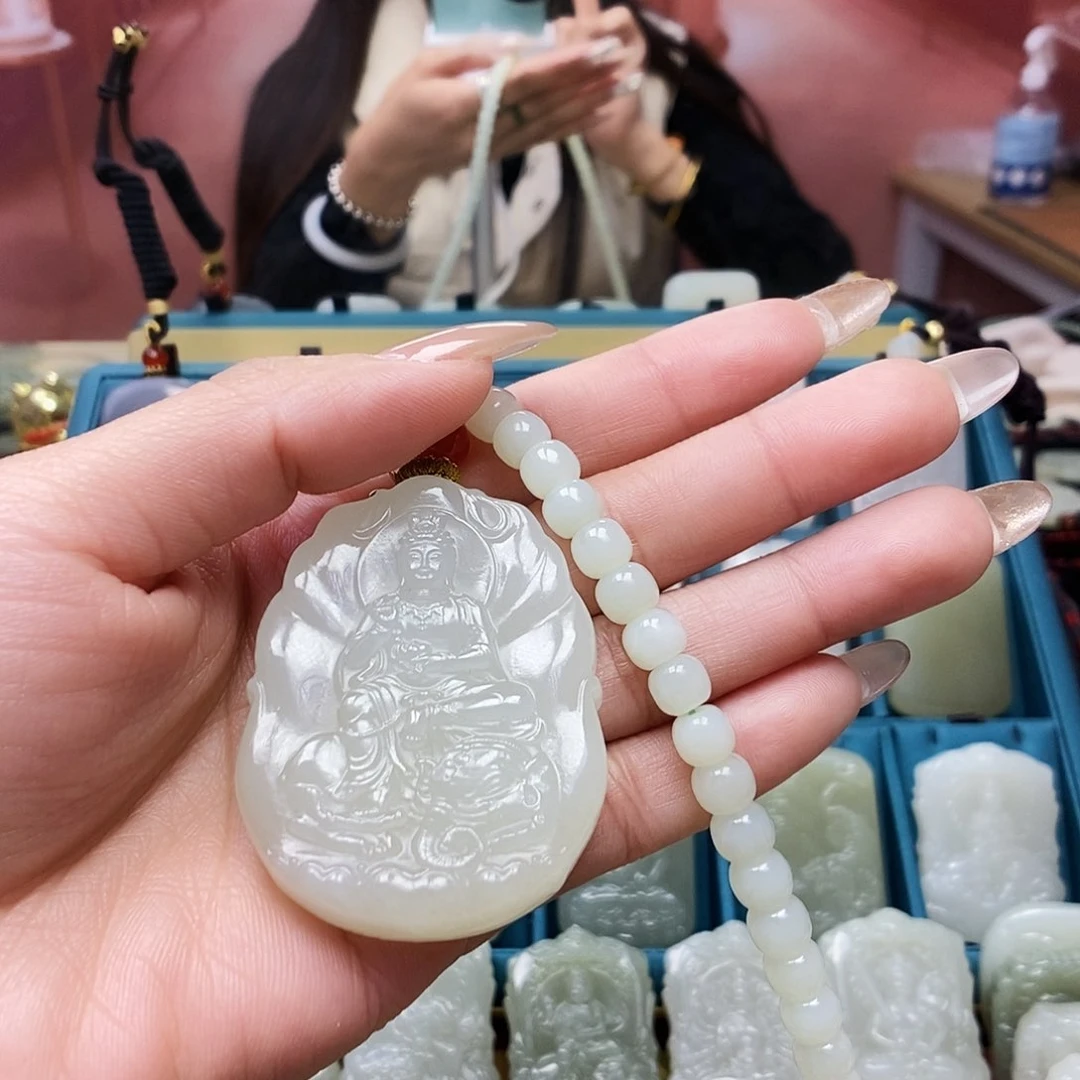 和田玉颈饰未镶嵌N****h