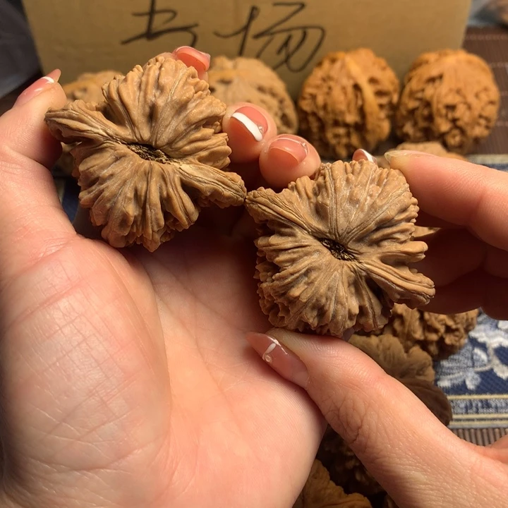 吊坠文玩核桃可*粗筋