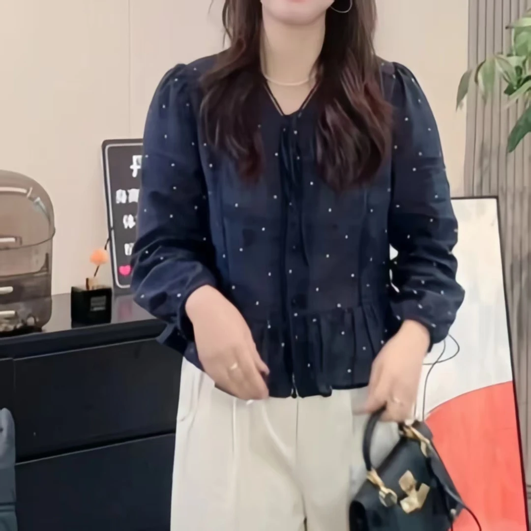 2025简单一点~特色开扣蝴蝶结长袖小衫设计感显瘦高级百搭上衣潮