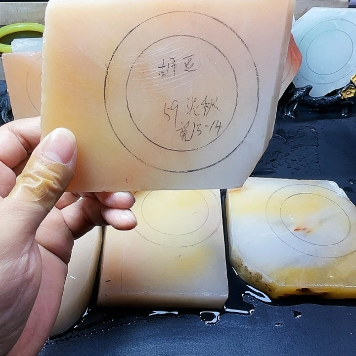 【闪购商品】石英质玉（金丝玉）手镯未镶嵌胡*加工定制