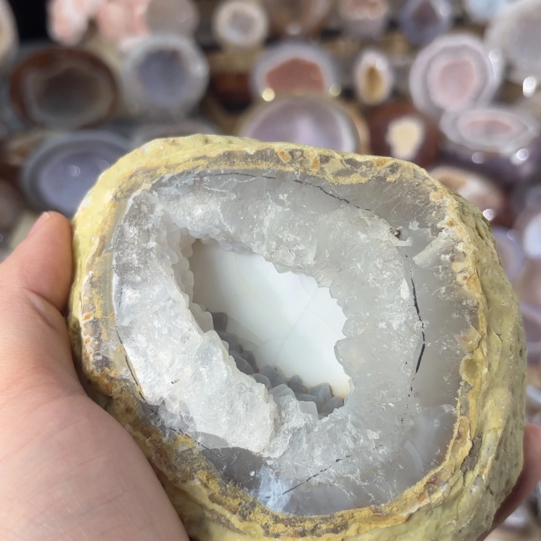 恢***恢水晶大型摆件（非配饰）未镶嵌