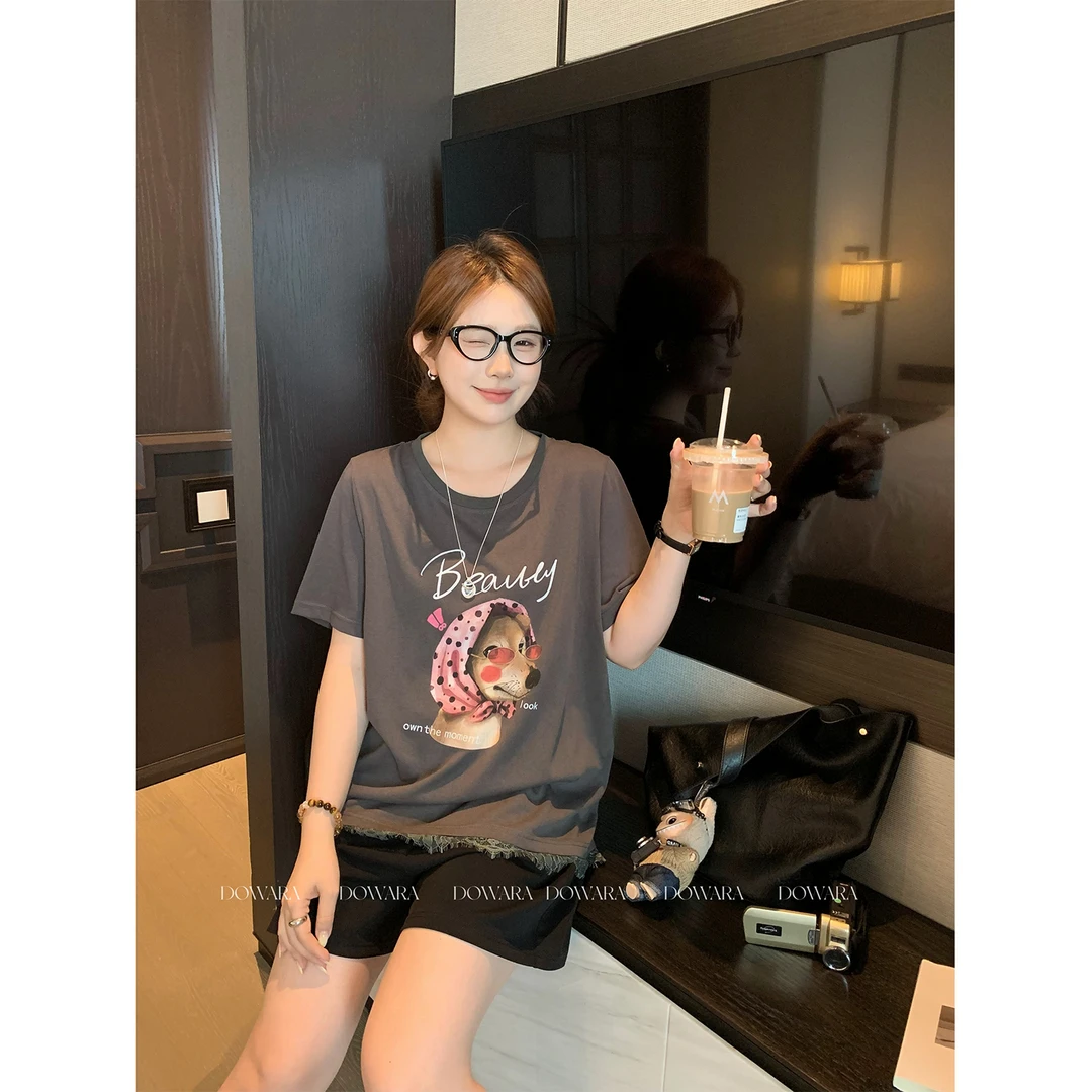 现货大婉酱微胖定制【狗外婆】设计感蕾丝拼接慵懒T恤夏季上衣9457D