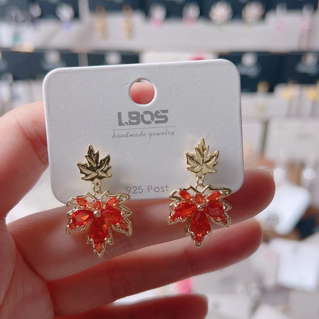 锆石纯铜合金耳环的