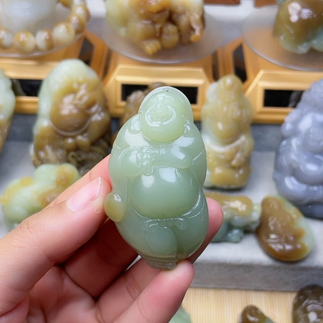 【闪购商品】未镶嵌和田玉挂件雾*