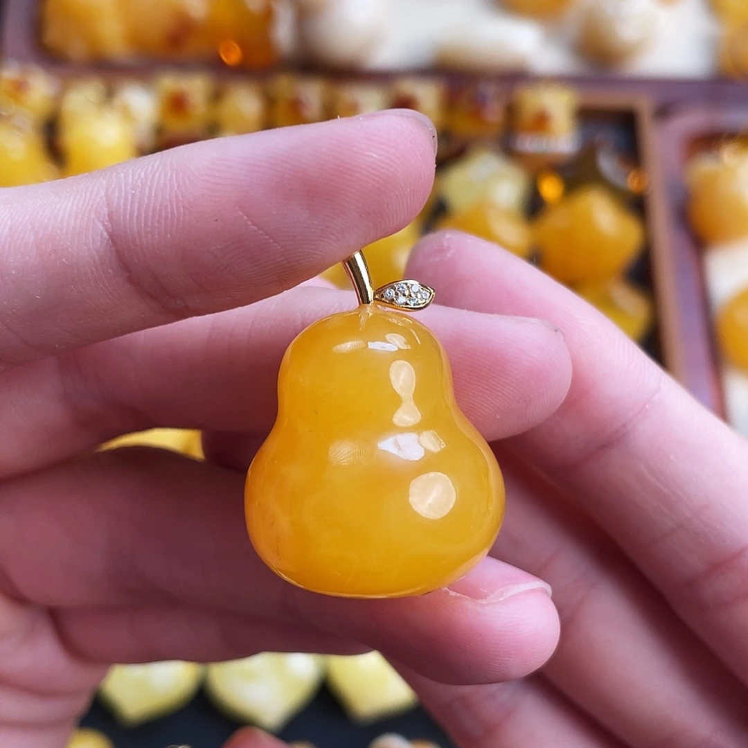 琥珀未镶嵌珠宝奇石