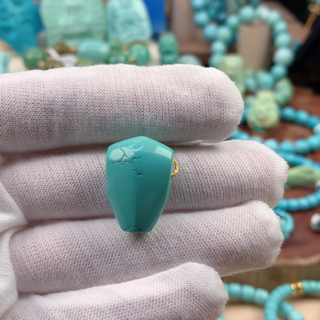 绿松石未镶嵌珠宝奇石14.9mm