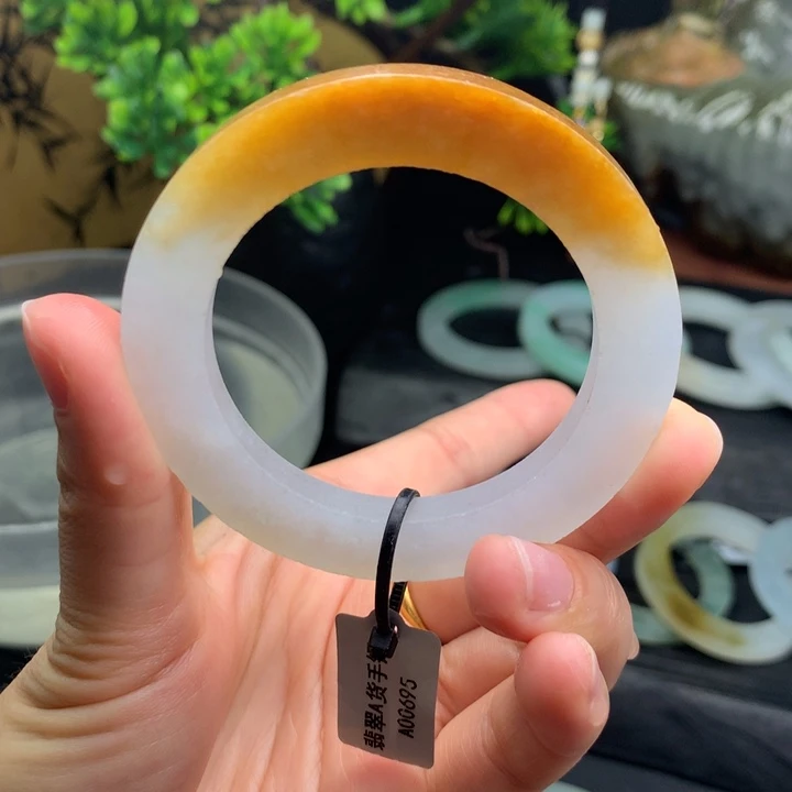 定制翡翠冰黄翡54内未镶嵌